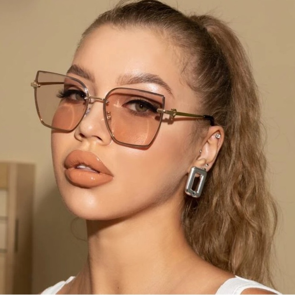 Pink clear sunglasses. New!